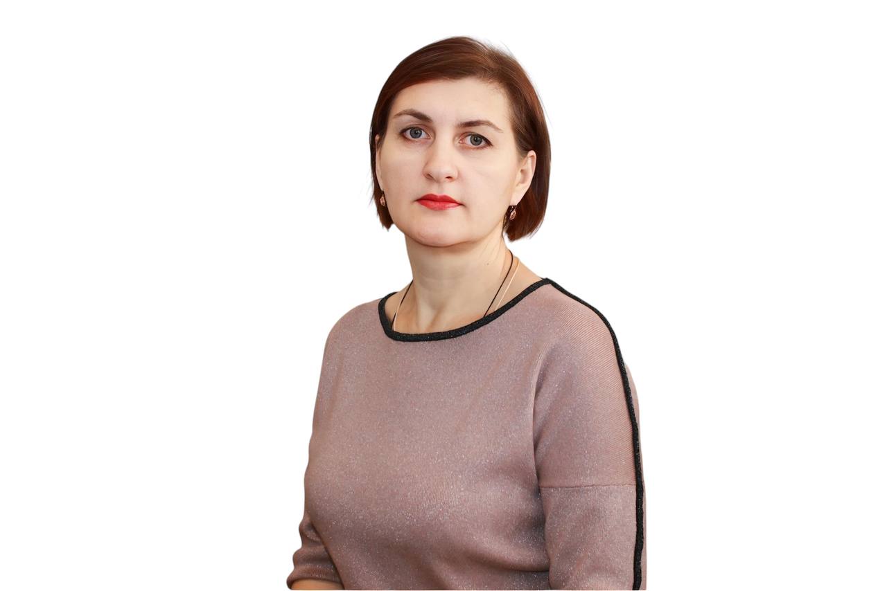 Захарова Елена Ивановна.